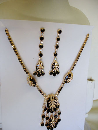 elegant-necklaces (9)
